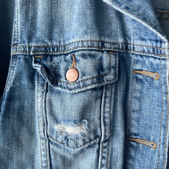GAP Light Blue Denim Jacket - Picture 3 of 7